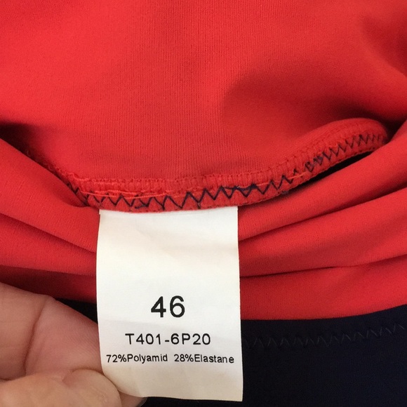 Bikini - Picture 7 of 8